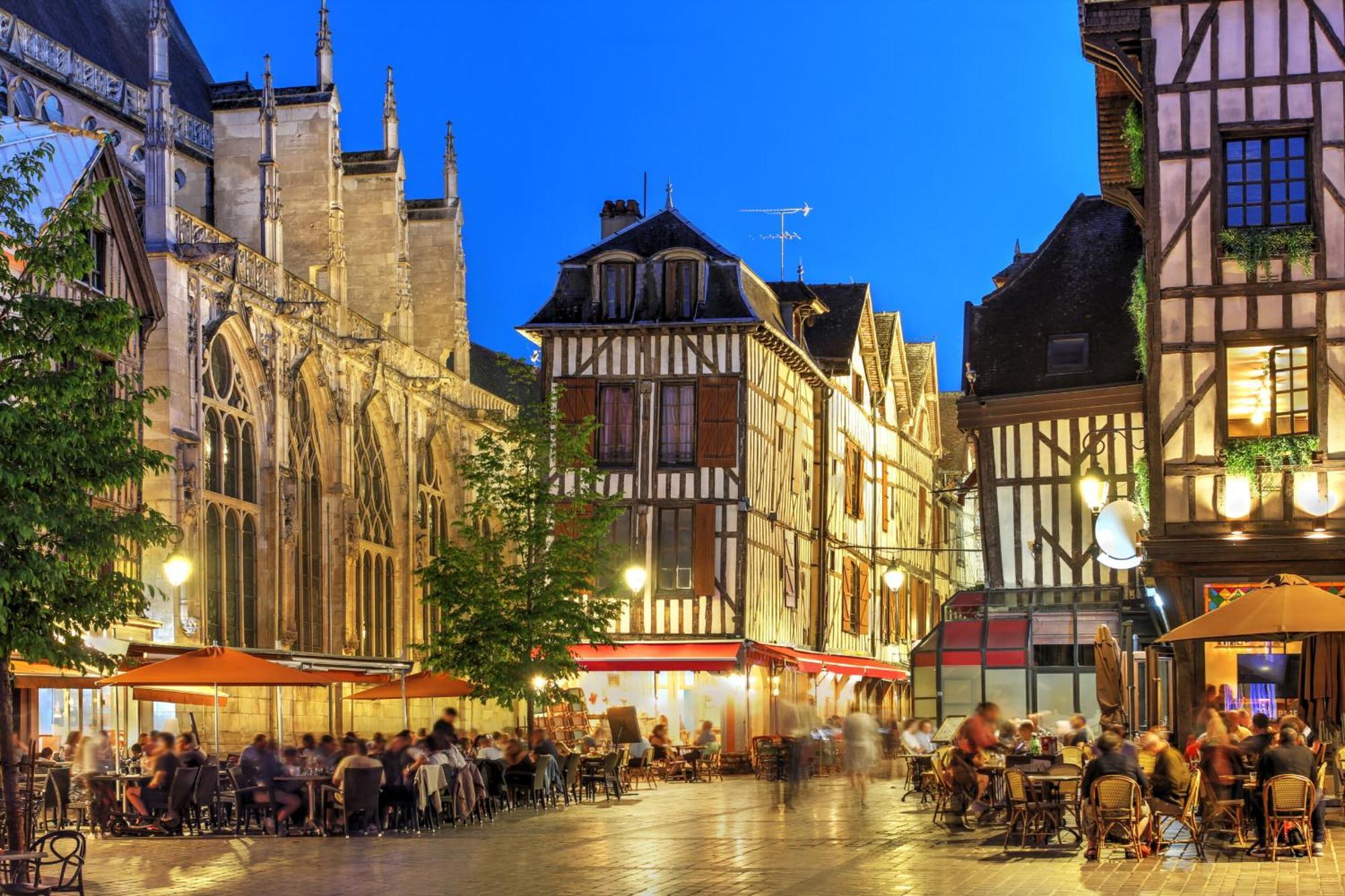 דירות Le Patio'Nnement, Troyes, Centre מראה חיצוני תמונה